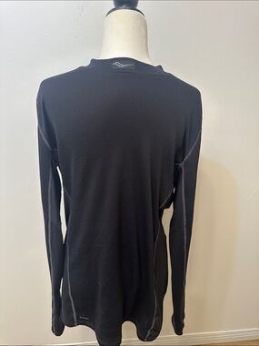 Saucony Black Long-Sleeve Performance Top